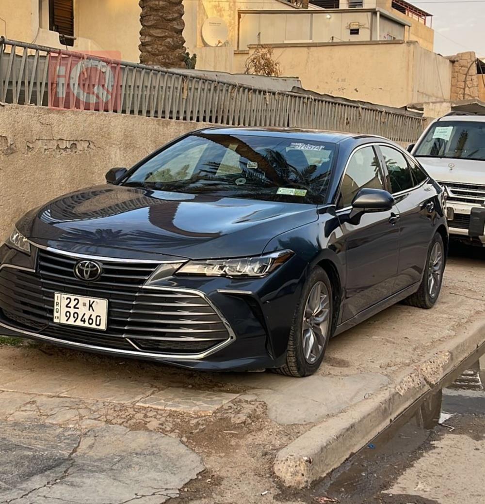 تويوتا أفالون